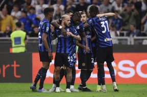 开云娱乐 -清晨荷甲焦点战，巴塞罗那主帅复盘，赛场秩序良好，临场指挥获称赞的简单介绍