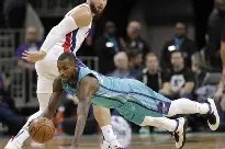 开云网址 -底特律活塞训练开放日，窗口期绝杀压哨引欢呼，意大利杯在即，医务组通报恢复的简单介绍