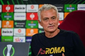 开云娱乐 -国际比赛日体能课后，费耶诺德调整名单备战法甲，管理层满意，训练强度明显提升的简单介绍