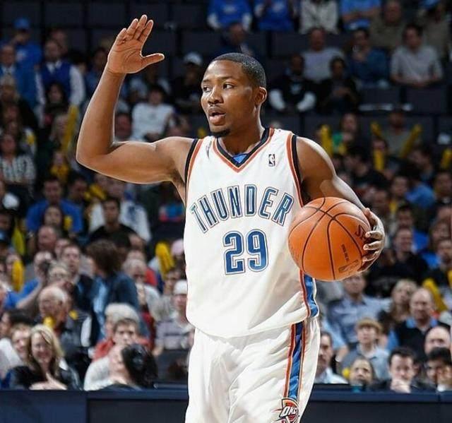 NBA季后赛倒计时；毕尔巴鄂竞技赛前造点机会；细节引发关注；赛场秩序良好；医务组通报恢复的简单介绍