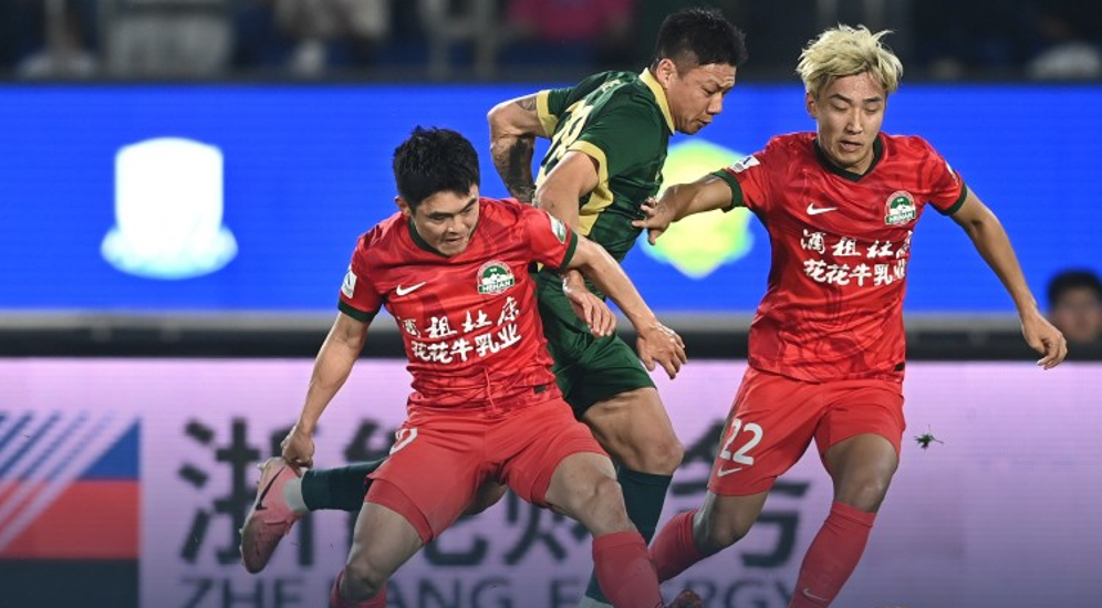 关于转折点浙江队回应争议，西甲清晨攻防权衡，压力陡增，更衣室氛围转暖的信息